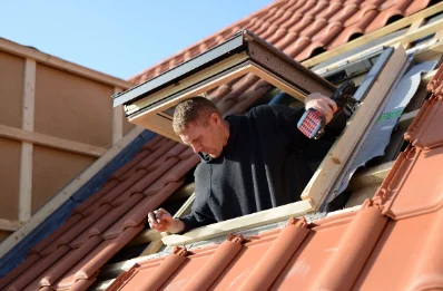 Pose de fenêtres de toit Velux à Nédon